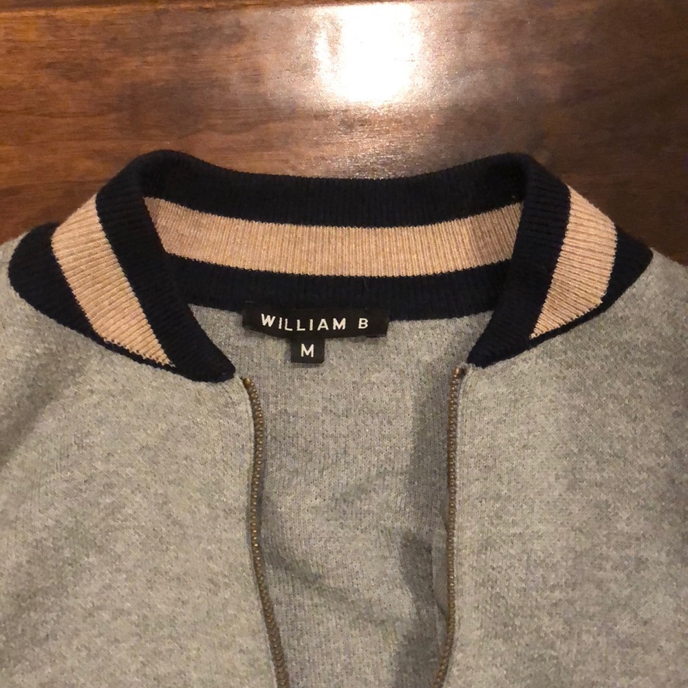 Cute jacket!! - Picture 2 of 3